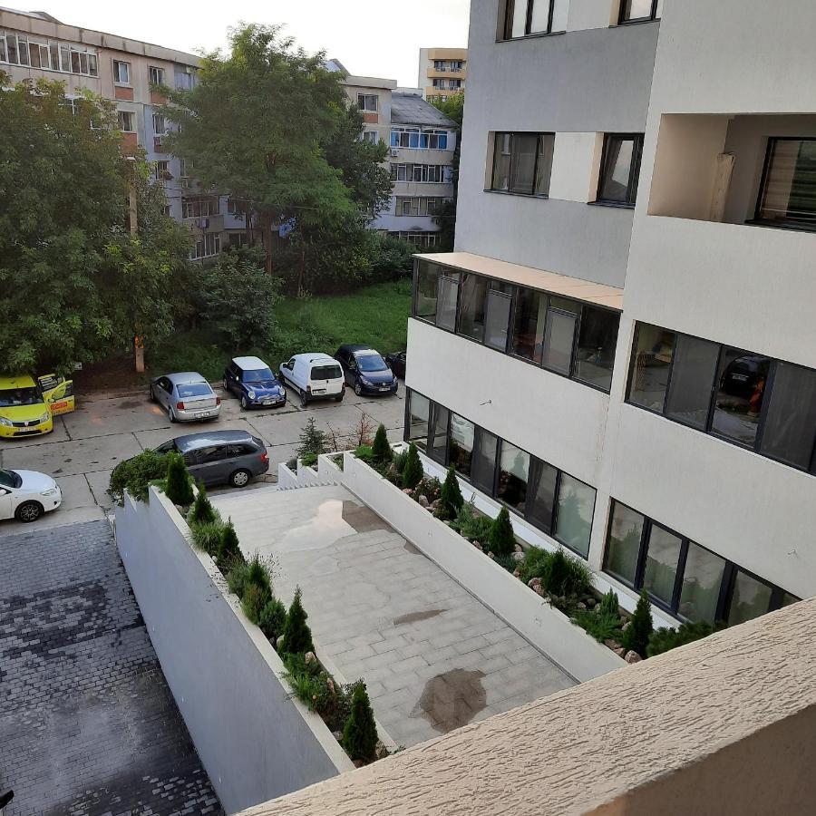 Studio Adela Apartment Iasi Ngoại thất bức ảnh